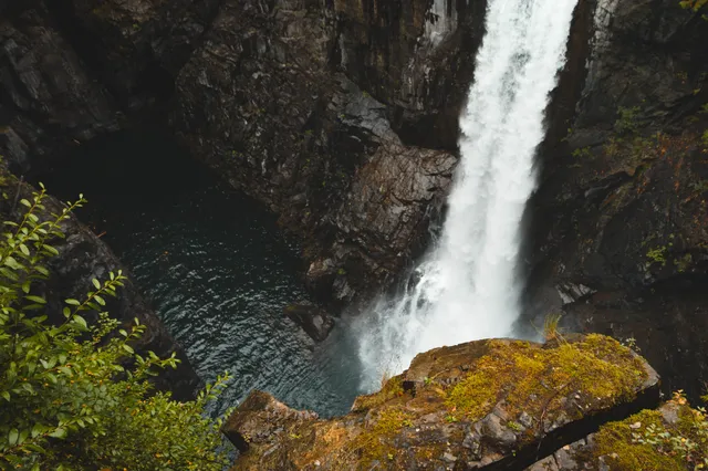 Wasserfall im Provinzpark auf Vancouver Island