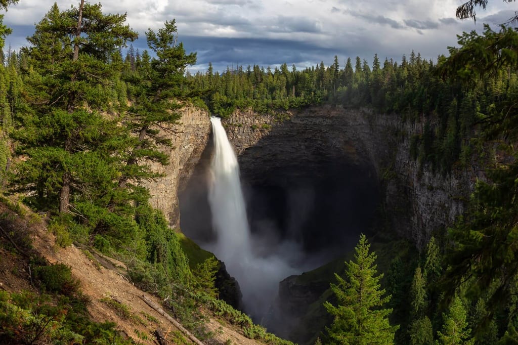 Helmcken Falls ist der bekannteste Wasserfall im Wells Gray
