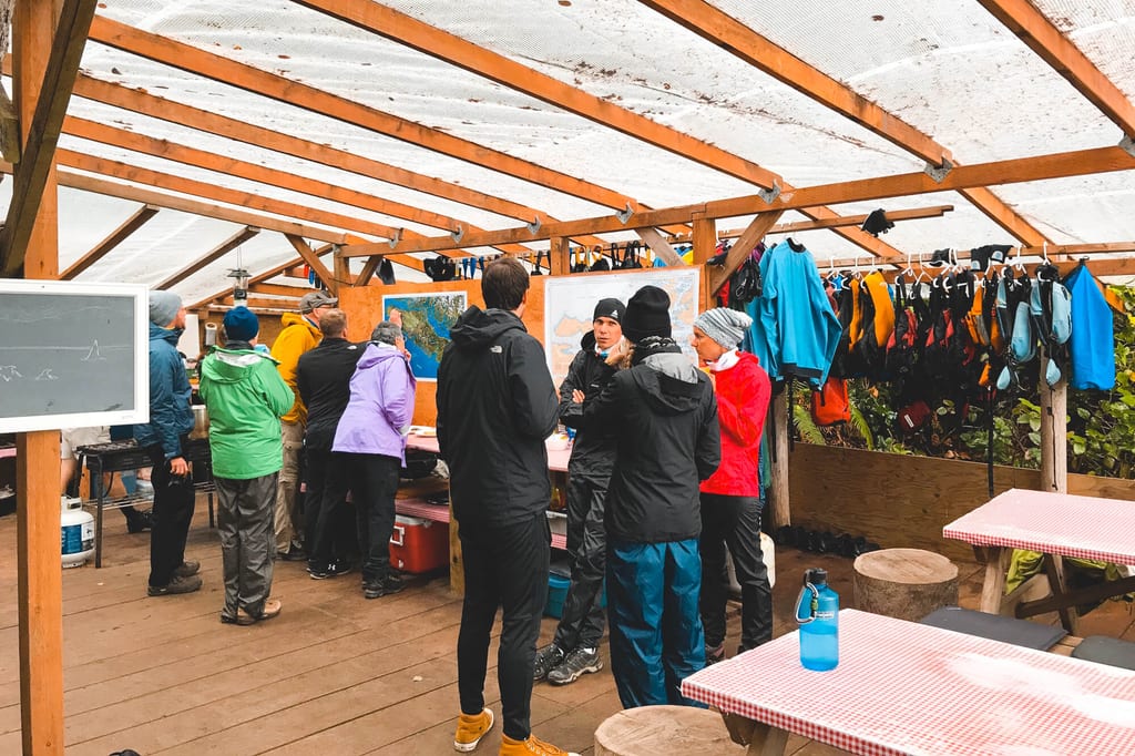 Besuch in einem Orca Camp in der Johnstone Strait