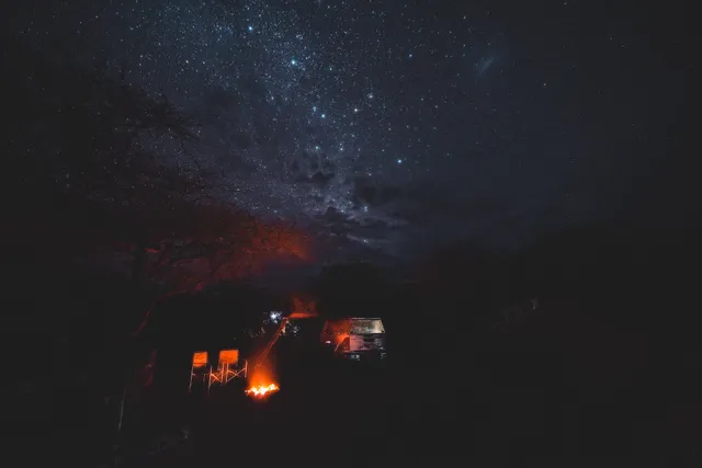Abends am Lagerfeuer am Waterberg