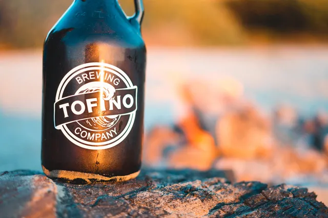 Flasche von einer lokalen Brauerei in Tofino