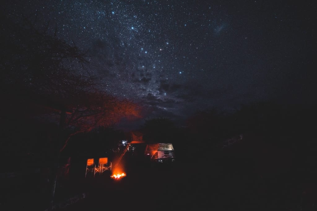 Lagerfeuer auf einem Campingplatz