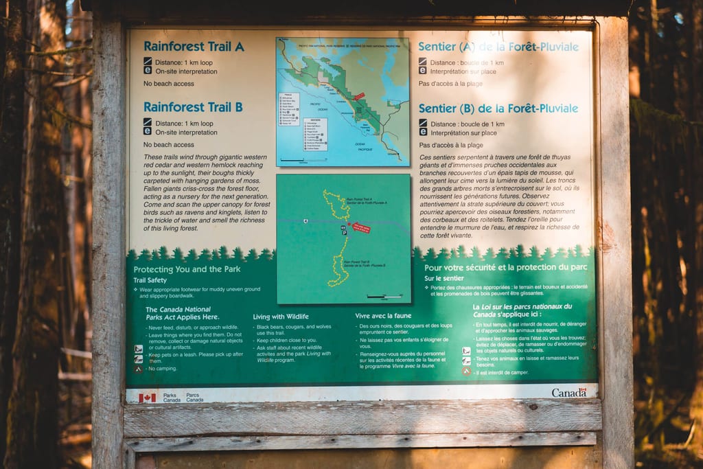 Hinweisschild am Trail