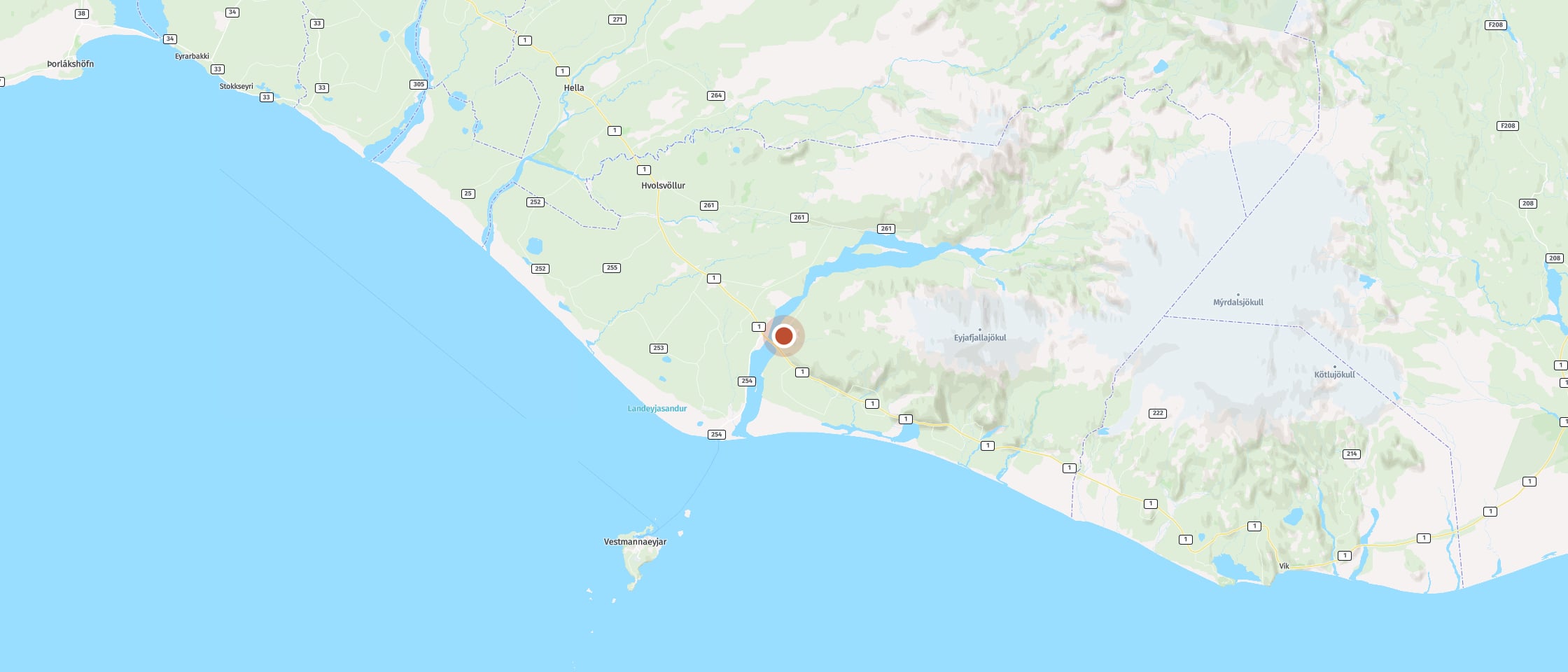 Map: Discover the hidden waterfall Gljúfrabúi behind the rock crevice