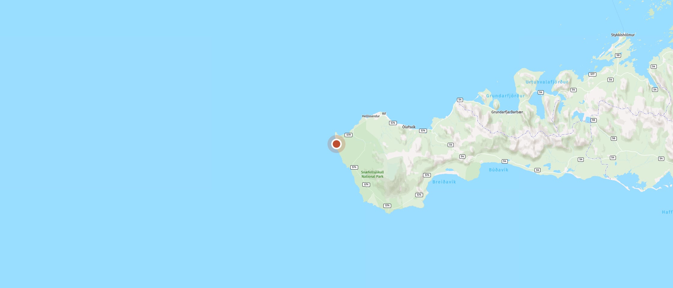 Map: Experience the orange lighthouse above the black cliffs