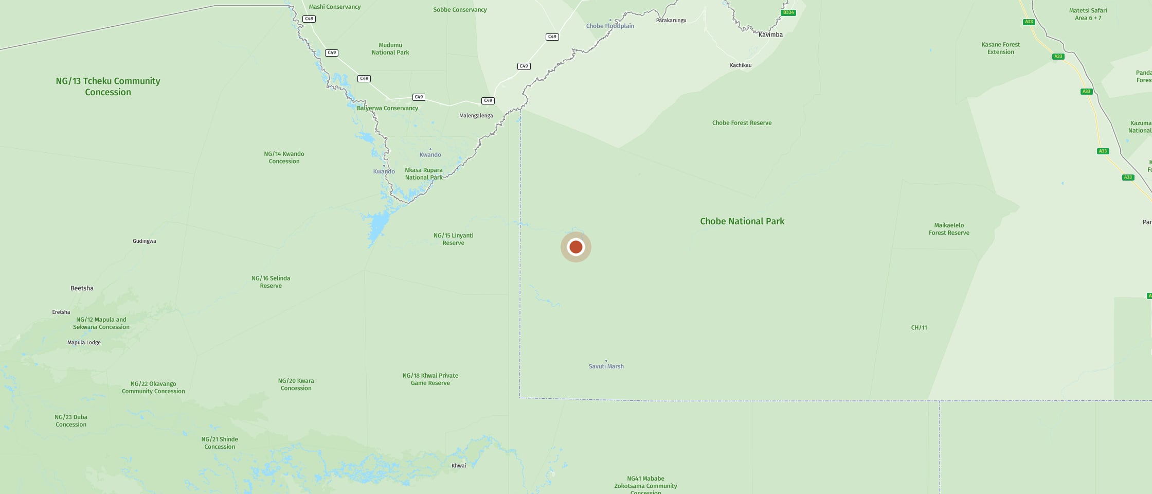 Map: Watch giraffes and wildebeest at the waterhole at Peters Pan